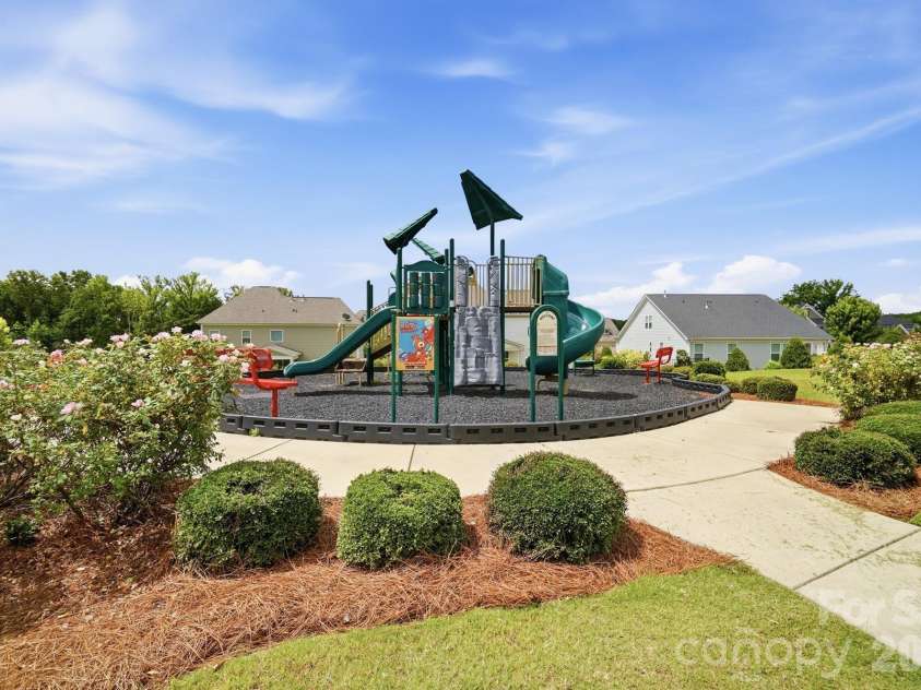 3029 Bronwood Place, Lancaster, SC 29720.  MLS# CAR4396964, YatesRealty ID 33592. 