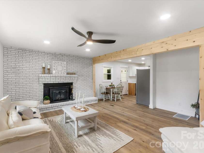 550 Arrowhead Trail, Marion, NC 28752.  MLS# CAR4396200, YatesRealty ID 33593. 