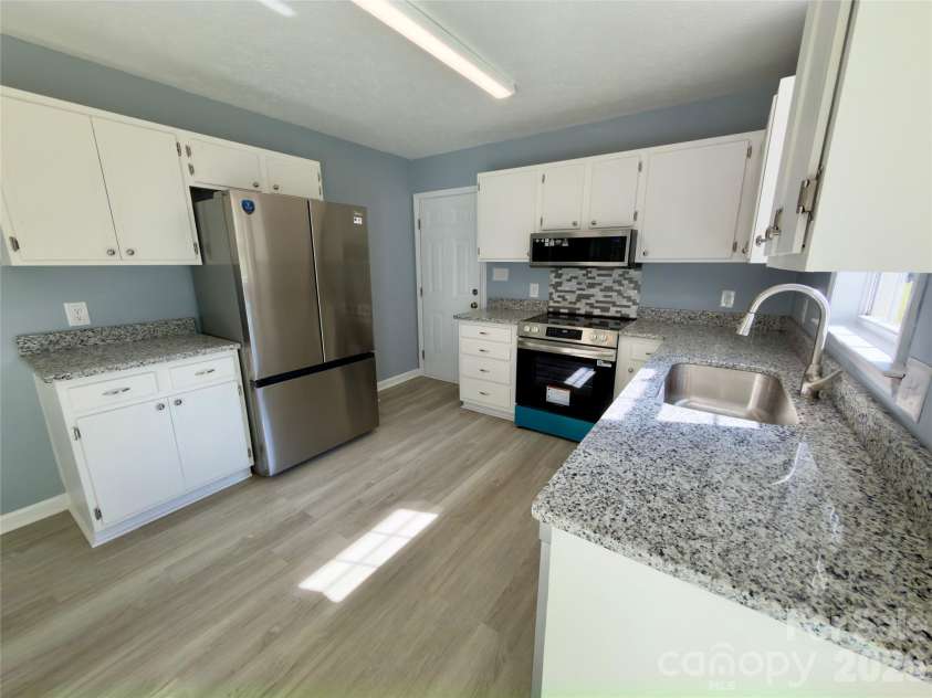 2130 Haven Circle, Lenoir, NC 28645.  MLS# CAR4426483, YatesRealty ID 33594. 