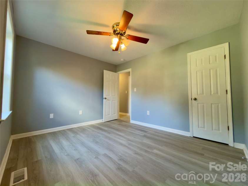 2130 Haven Circle, Lenoir, NC 28645.  MLS# CAR4426483, YatesRealty ID 33594. 
