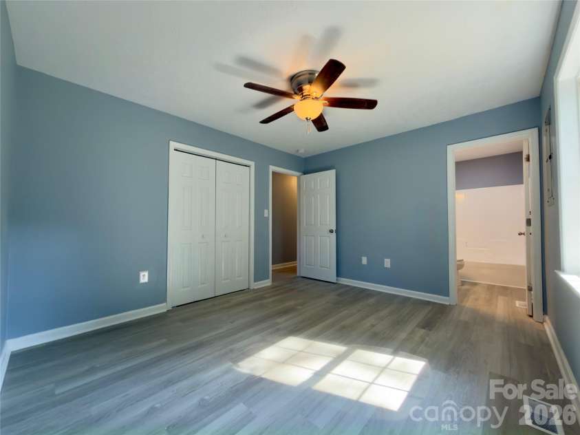 2130 Haven Circle, Lenoir, NC 28645.  MLS# CAR4426483, YatesRealty ID 33594. 