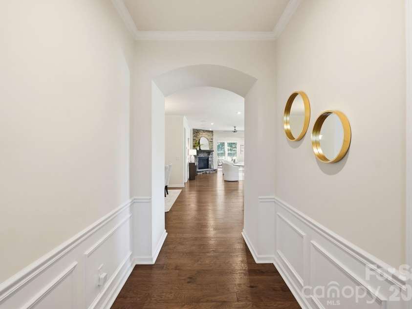 2336 Delaney Drive, Fort Mill, SC 29715.  MLS# CAR4390097, YatesRealty ID 33595. Entryway