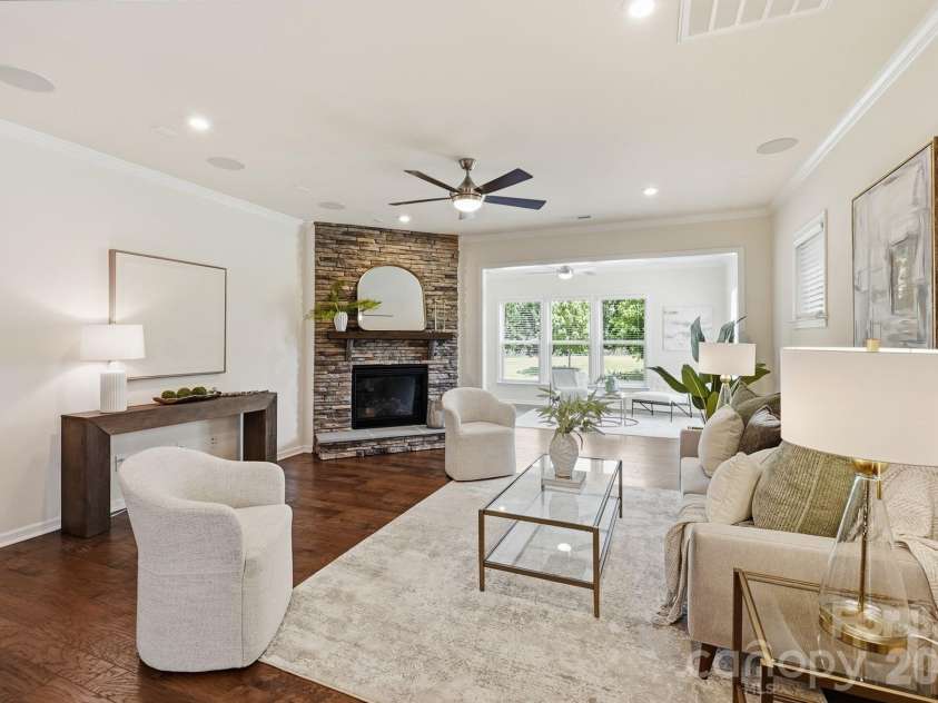 2336 Delaney Drive, Fort Mill, SC 29715.  MLS# CAR4390097, YatesRealty ID 33595. Great room and sunroon