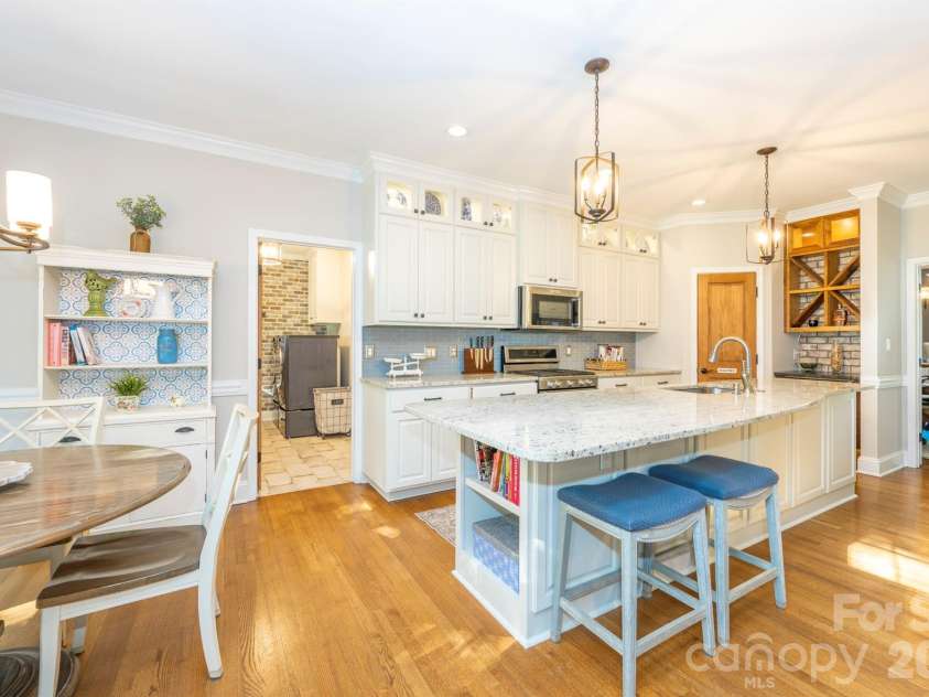 15916 Northstone Drive, Huntersville, NC 28078.  MLS# CAR4395989, YatesRealty ID 33596. 