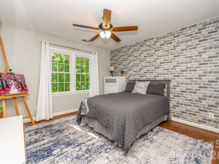 15916 Northstone Drive, Huntersville, NC 28078.  MLS# CAR4395989, YatesRealty ID 33596. 