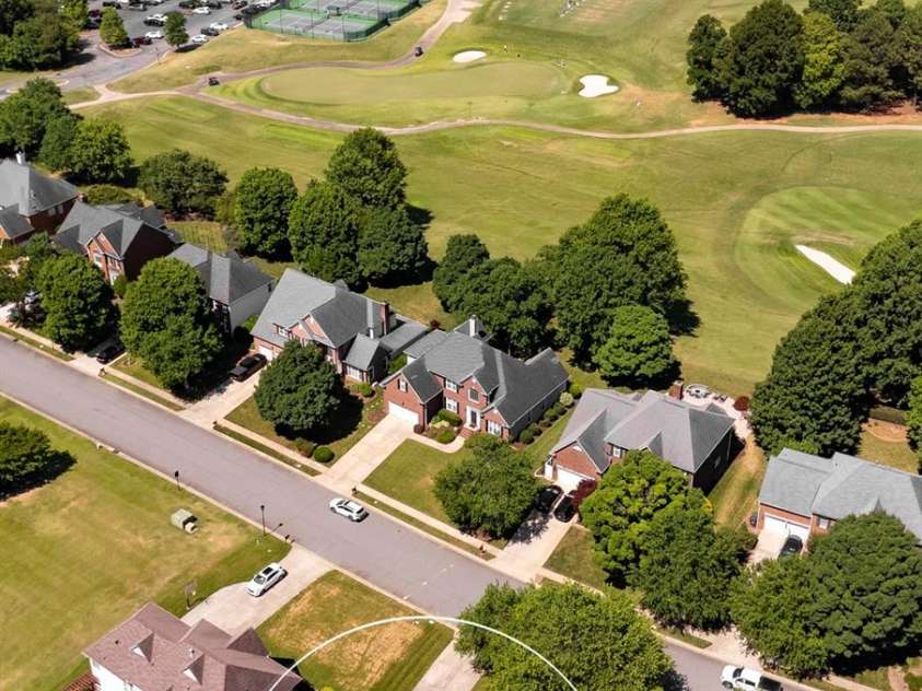 15916 Northstone Drive, Huntersville, NC 28078.  MLS# CAR4395989, YatesRealty ID 33596. 