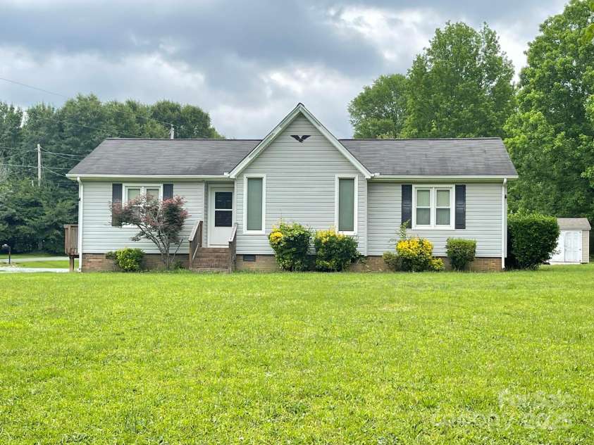 4317 Waxhaw Indian Trail Road, Indian Trail, NC 28079.  MLS# CAR4264588, YatesRealty ID 33596. 