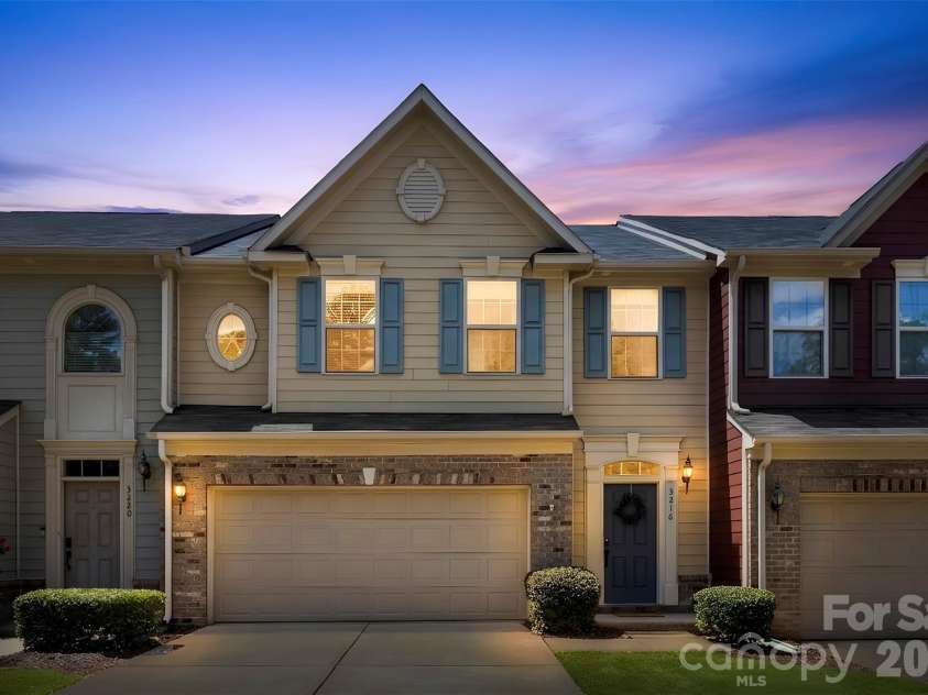 3216 Morgan Clark Road, Charlotte, NC 28208.  MLS# CAR4393148, YatesRealty ID 33598. 