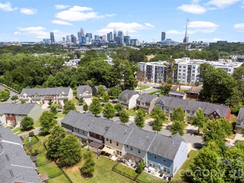 3216 Morgan Clark Road, Charlotte, NC 28208.  MLS# CAR4393148, YatesRealty ID 33598. 