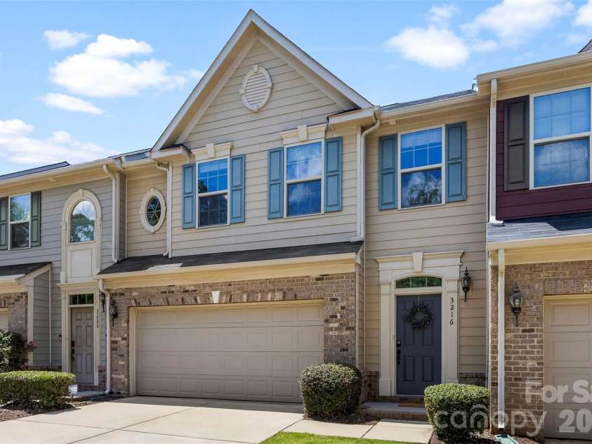 3216 Morgan Clark Road, Charlotte, NC 28208.  MLS# CAR4393148, YatesRealty ID 33598. 