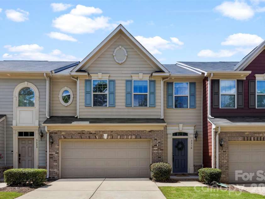 3216 Morgan Clark Road, Charlotte, NC 28208.  MLS# CAR4393148, YatesRealty ID 33598. 