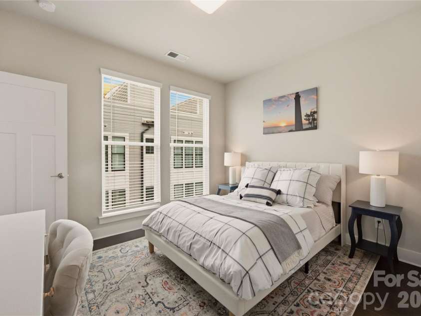 1747 Cannon View Lane, Charlotte, NC 28208.  MLS# CAR4389872, YatesRealty ID 33599. 