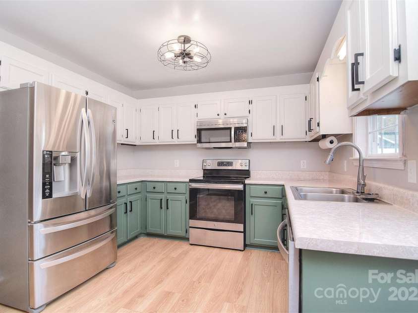 418 Pigeon Lane, York, SC 29745.  MLS# CAR4291634, YatesRealty ID 33599. 