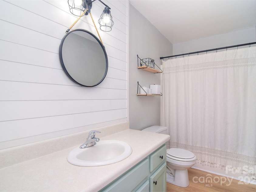 418 Pigeon Lane, York, SC 29745.  MLS# CAR4291634, YatesRealty ID 33599. 