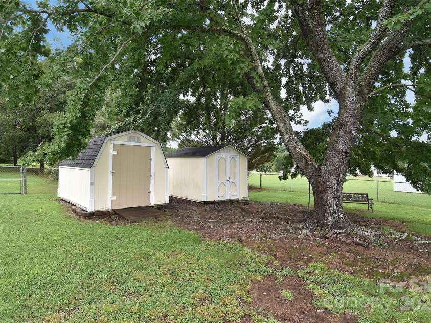 418 Pigeon Lane, York, SC 29745.  MLS# CAR4291634, YatesRealty ID 33599. 