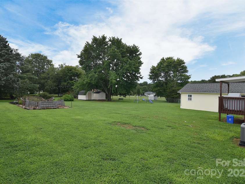 418 Pigeon Lane, York, SC 29745.  MLS# CAR4291634, YatesRealty ID 33599. 