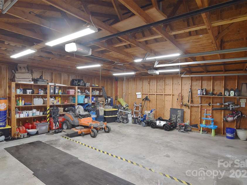 418 Pigeon Lane, York, SC 29745.  MLS# CAR4291634, YatesRealty ID 33599. 