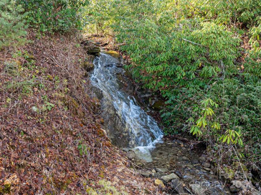 315 Garren Creek Road, Brevard, NC 28712.  MLS# CAR4106629, YatesRealty ID 336. 