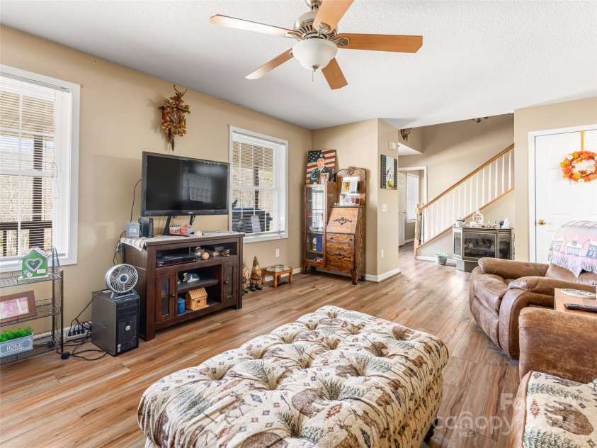 315 Garren Creek Road, Brevard, NC 28712.  MLS# CAR4106629, YatesRealty ID 336. 