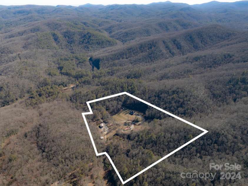 315 Garren Creek Road, Brevard, NC 28712.  MLS# CAR4106629, YatesRealty ID 336. 