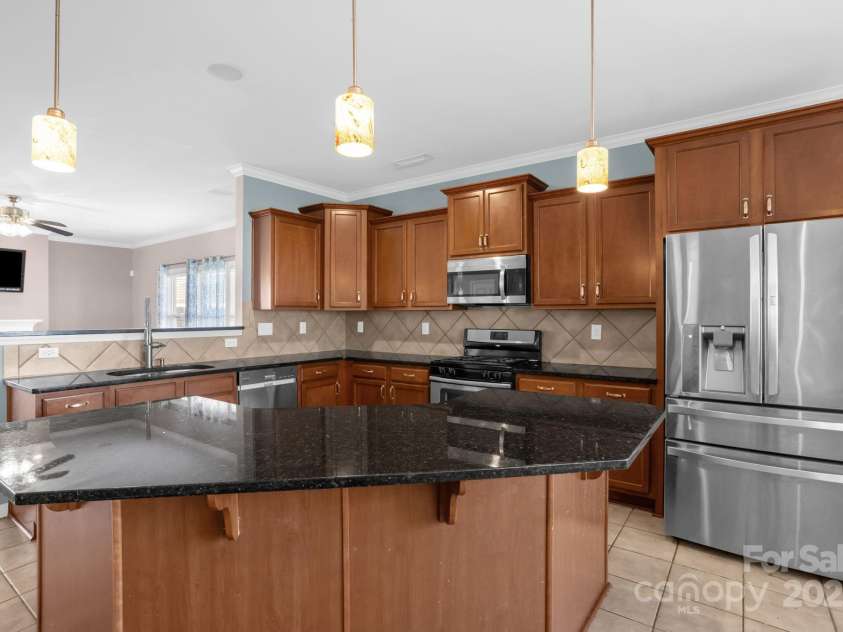 649 Shellbark Drive, Concord, NC 28025.  MLS# CAR4231673, YatesRealty ID 3360. 