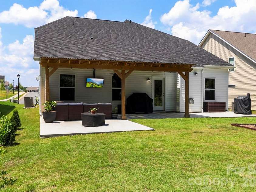 3014 Oxtail Court, Rock Hill, SC 29732.  MLS# CAR4396308, YatesRealty ID 33600. 
