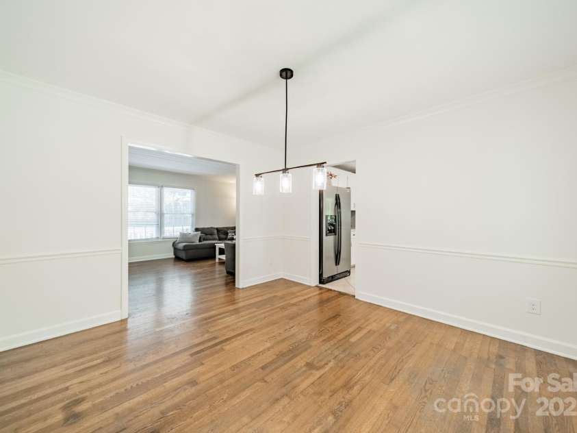 7309 Leesburg Road, Charlotte, NC 28215.  MLS# CAR4279277, YatesRealty ID 33600. 