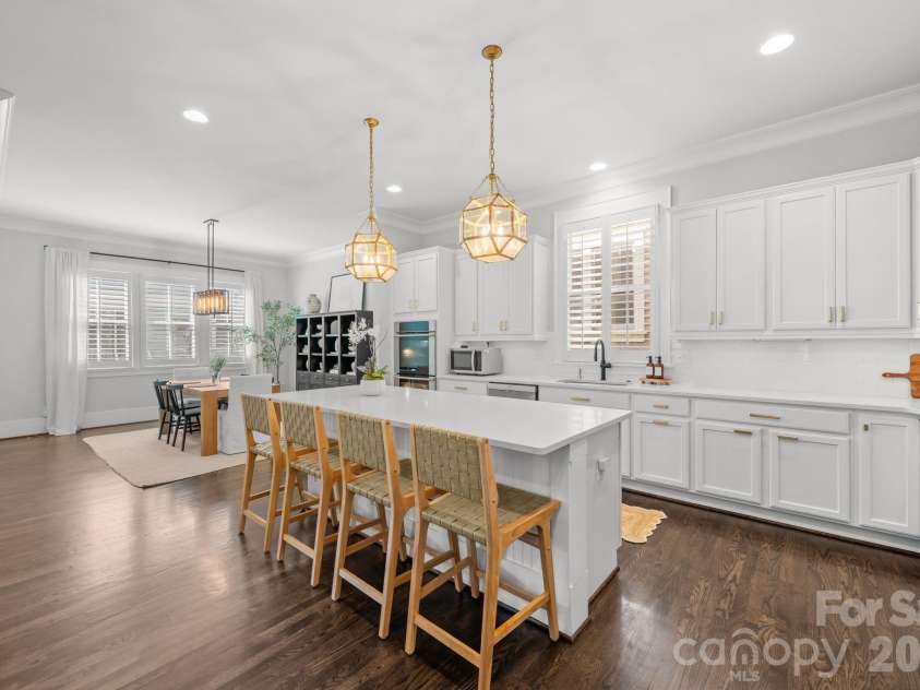412 Eli Street, Charlotte, NC 28204.  MLS# CAR4393807, YatesRealty ID 33601. 