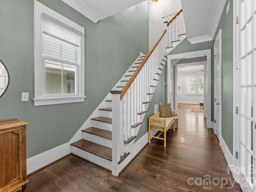 412 Eli Street, Charlotte, NC 28204.  MLS# CAR4393807, YatesRealty ID 33601. 