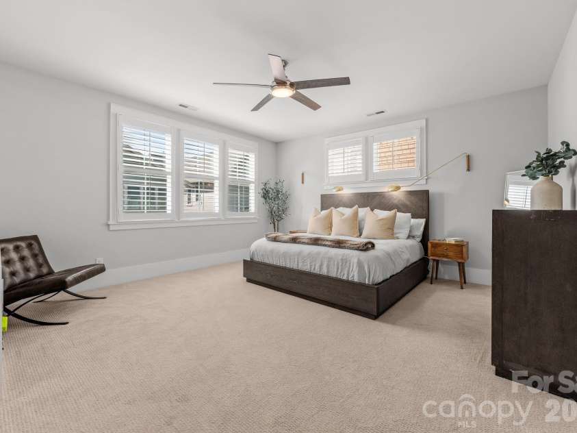 412 Eli Street, Charlotte, NC 28204.  MLS# CAR4393807, YatesRealty ID 33601. 