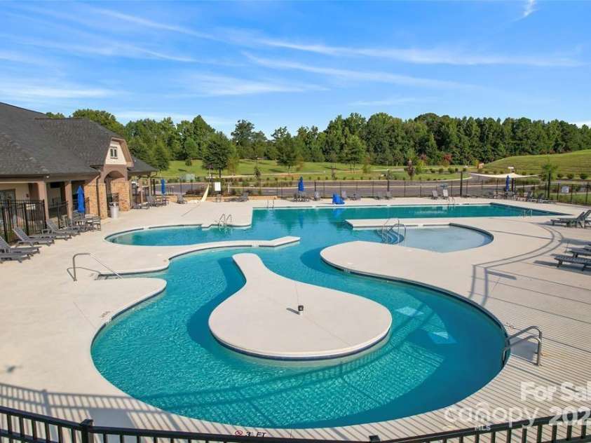 1507 Riverwalk Parkway, Rock Hill, SC 29730.  MLS# CAR4249097, YatesRealty ID 33604. Community pool