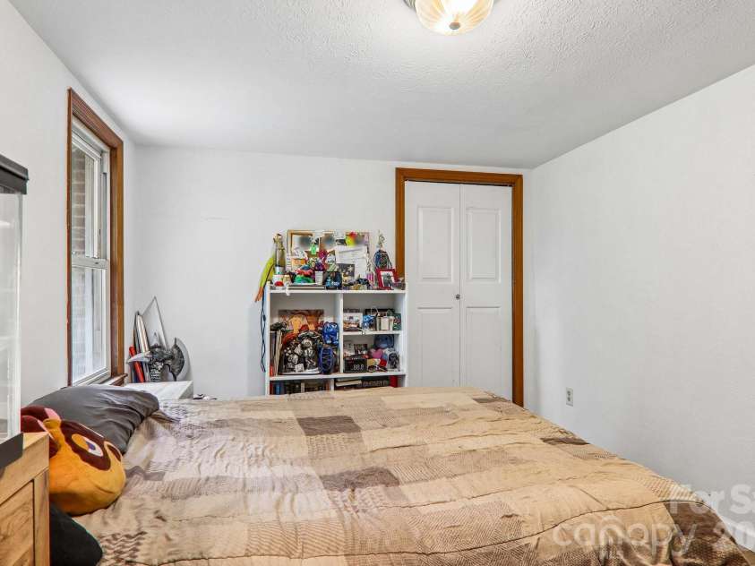 677 Mount Olivet Road, Zirconia, NC 28790.  MLS# CAR4387688, YatesRealty ID 33604. 