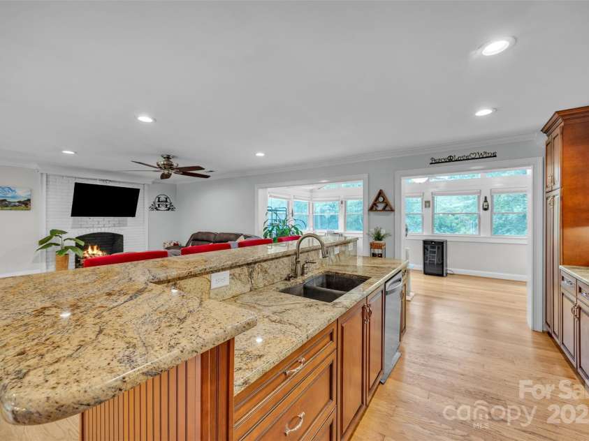 1060 26th Avenue, Hickory, NC 28601.  MLS# CAR4290821, YatesRealty ID 33605. 