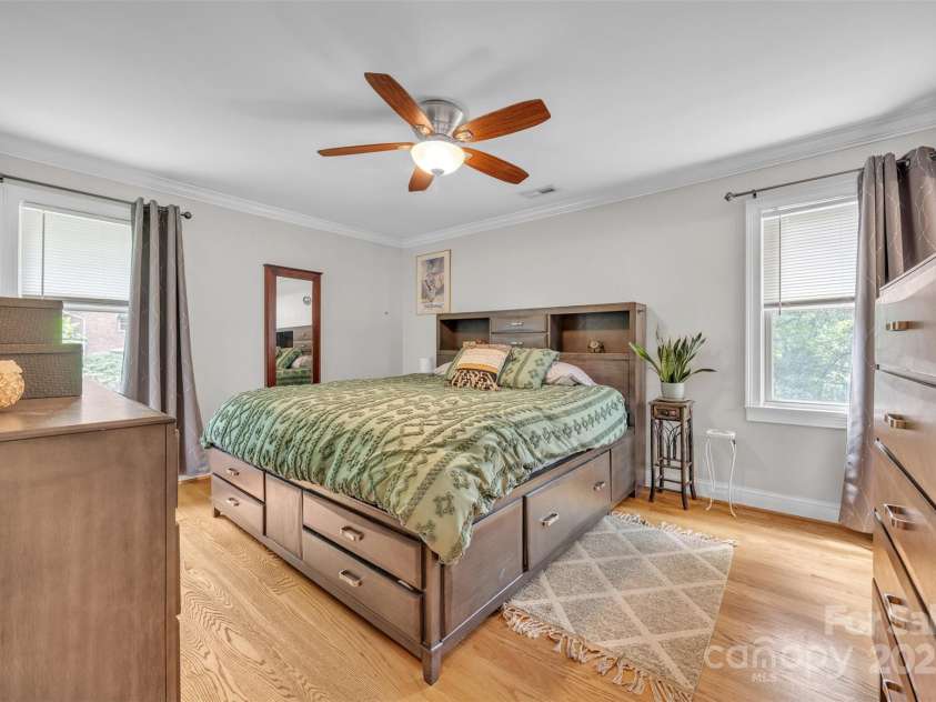 1060 26th Avenue, Hickory, NC 28601.  MLS# CAR4290821, YatesRealty ID 33605. 