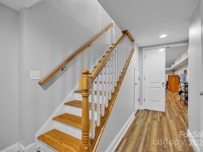 1060 26th Avenue, Hickory, NC 28601.  MLS# CAR4290821, YatesRealty ID 33605. 