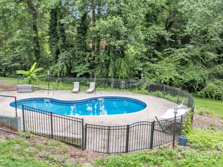 1060 26th Avenue, Hickory, NC 28601.  MLS# CAR4290821, YatesRealty ID 33605. 
