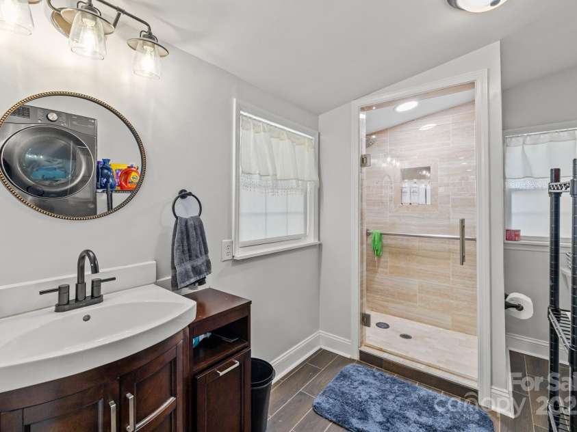 3825 Stack Road, Monroe, NC 28112.  MLS# CAR4286648, YatesRealty ID 33606. Bathroom