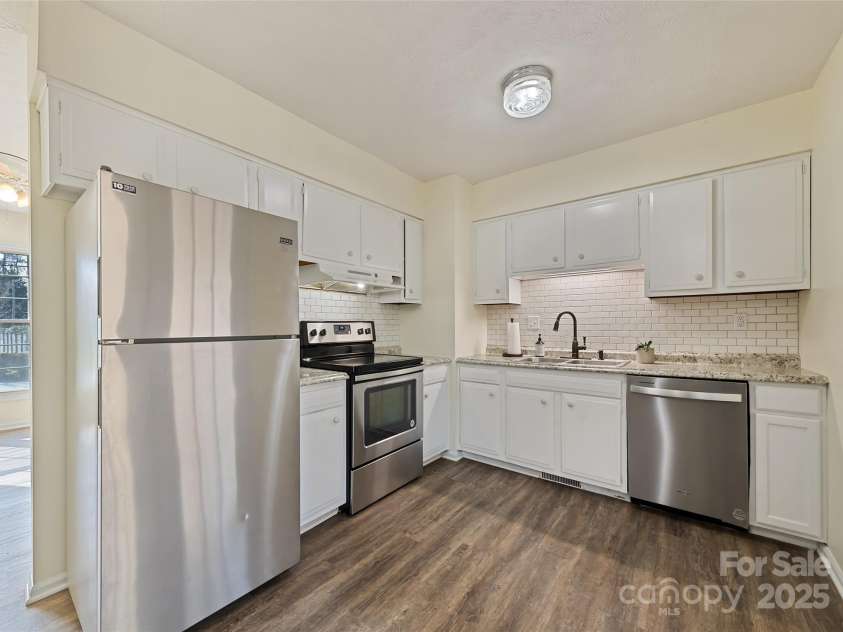 129 Willowbrook Road, Hendersonville, NC 28792.  MLS# CAR4324959, YatesRealty ID 33607. Kitchen 3