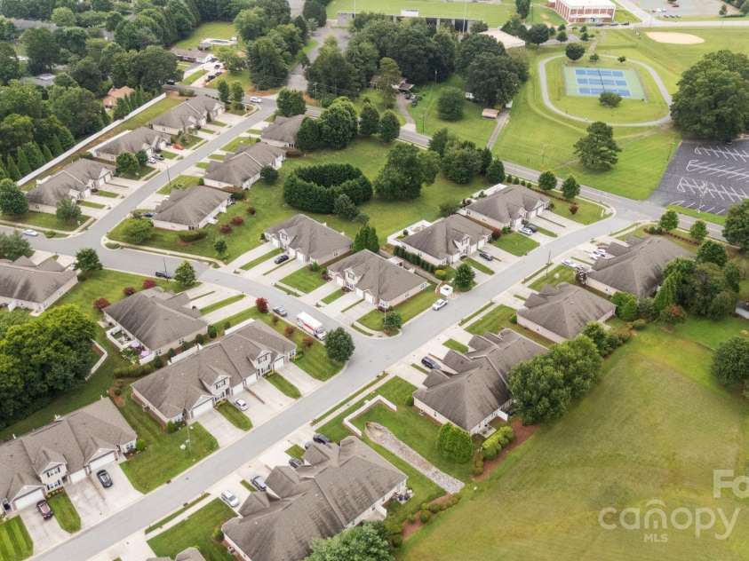 2188 Shady Stone Drive, Winston Salem, NC 27127.  MLS# CAR4288260, YatesRealty ID 33608. 