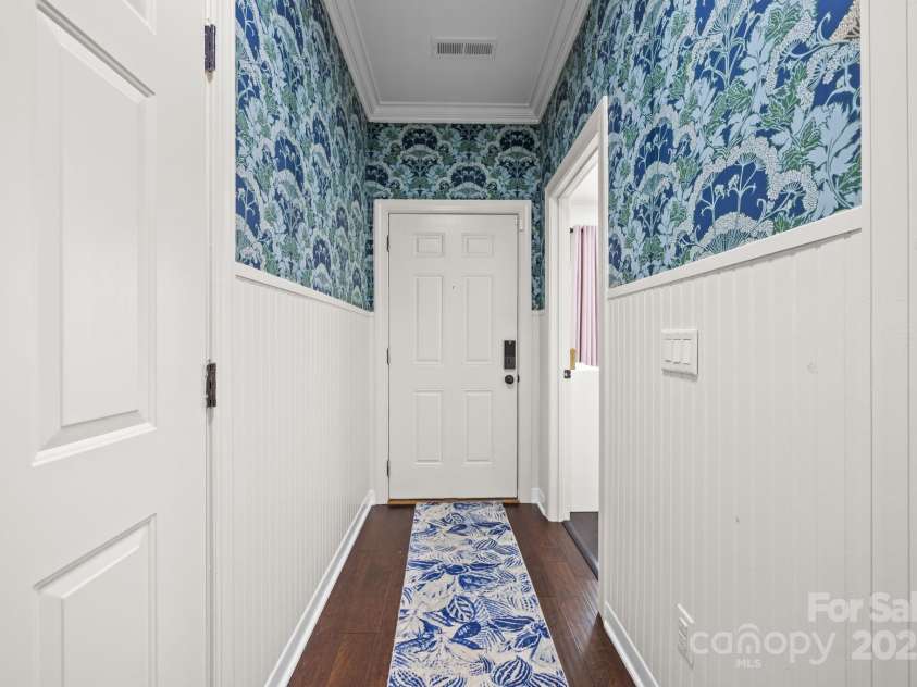 2188 Shady Stone Drive, Winston Salem, NC 27127.  MLS# CAR4288260, YatesRealty ID 33608. 