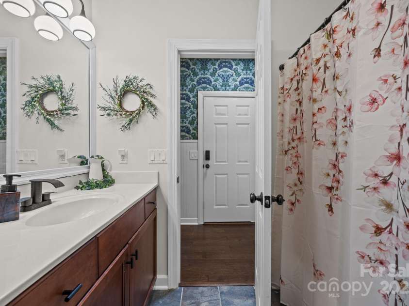 2188 Shady Stone Drive, Winston Salem, NC 27127.  MLS# CAR4288260, YatesRealty ID 33608. 