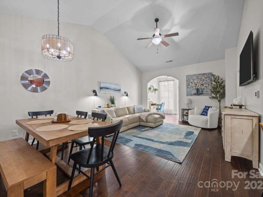 2188 Shady Stone Drive, Winston Salem, NC 27127.  MLS# CAR4288260, YatesRealty ID 33608. 