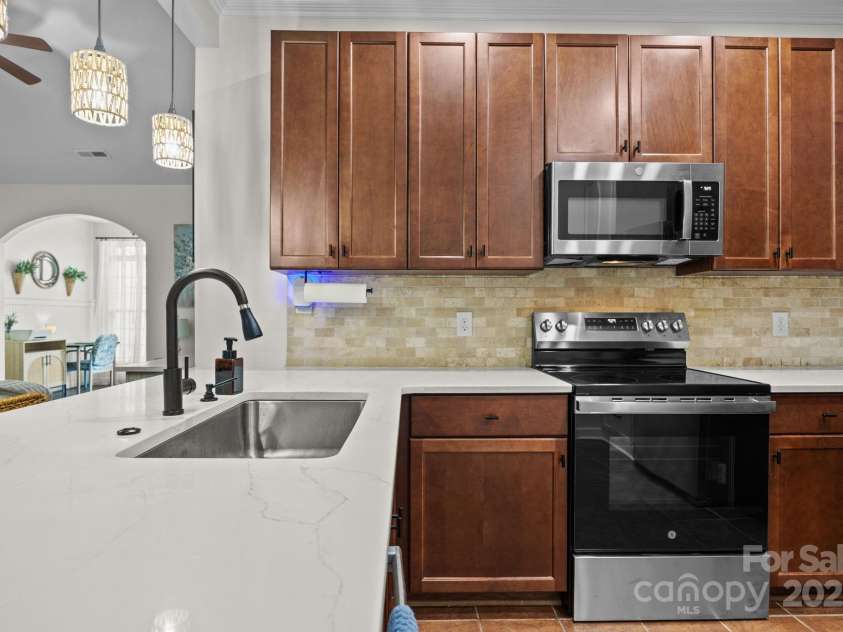 2188 Shady Stone Drive, Winston Salem, NC 27127.  MLS# CAR4288260, YatesRealty ID 33608. 