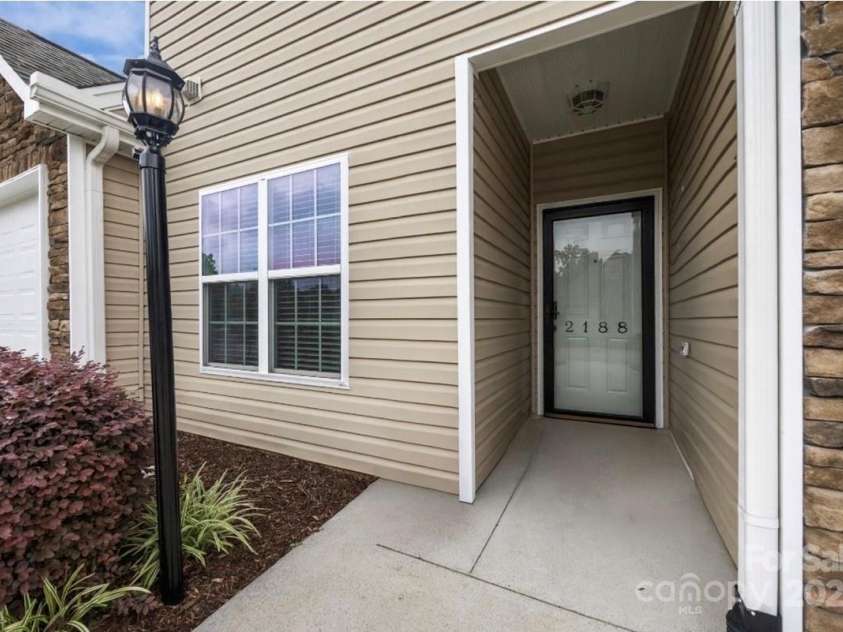 2188 Shady Stone Drive, Winston Salem, NC 27127.  MLS# CAR4288260, YatesRealty ID 33608. 