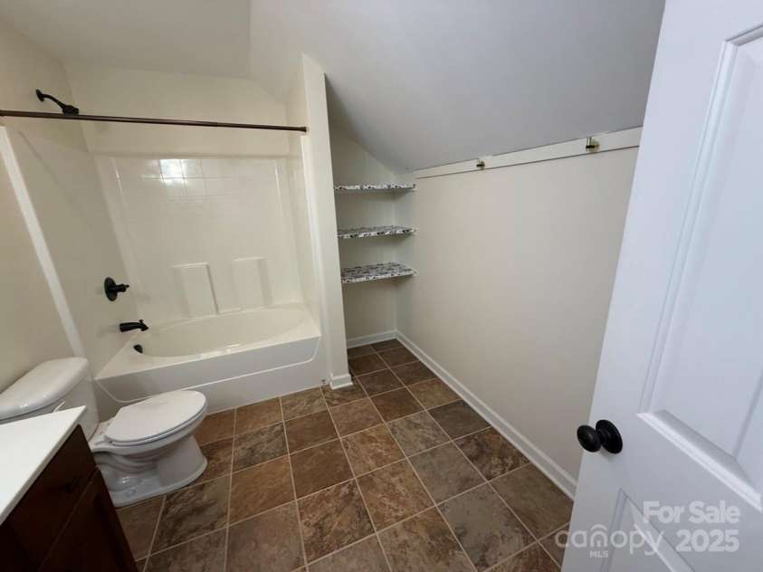 2188 Shady Stone Drive, Winston Salem, NC 27127.  MLS# CAR4288260, YatesRealty ID 33608. 