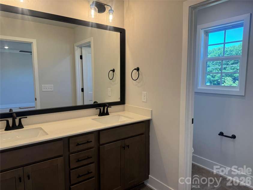 716 Pinecone Drive, Gastonia, NC 28056.  MLS# CAR4341021, YatesRealty ID 33608. Primary bathroom