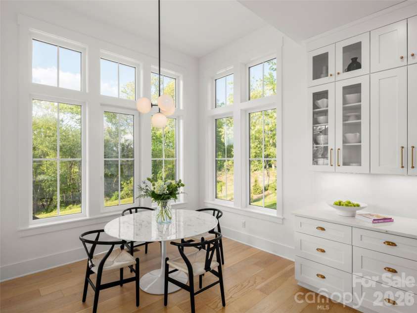 208 Majestic Ridge Road, Mills River, NC 28759.  MLS# CAR4374175, YatesRealty ID 33609. 