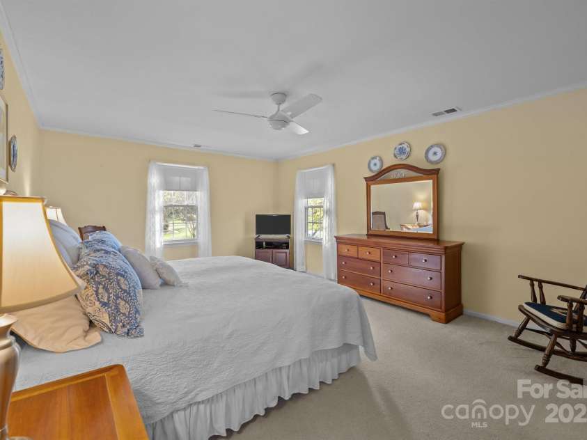 2218 Wittstock Drive, Charlotte, NC 28210.  MLS# CAR4239631, YatesRealty ID 3361. 