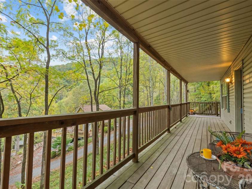 42 Greenview Drive, Maggie Valley, NC 28751.  MLS# CAR4376874, YatesRealty ID 3361. 