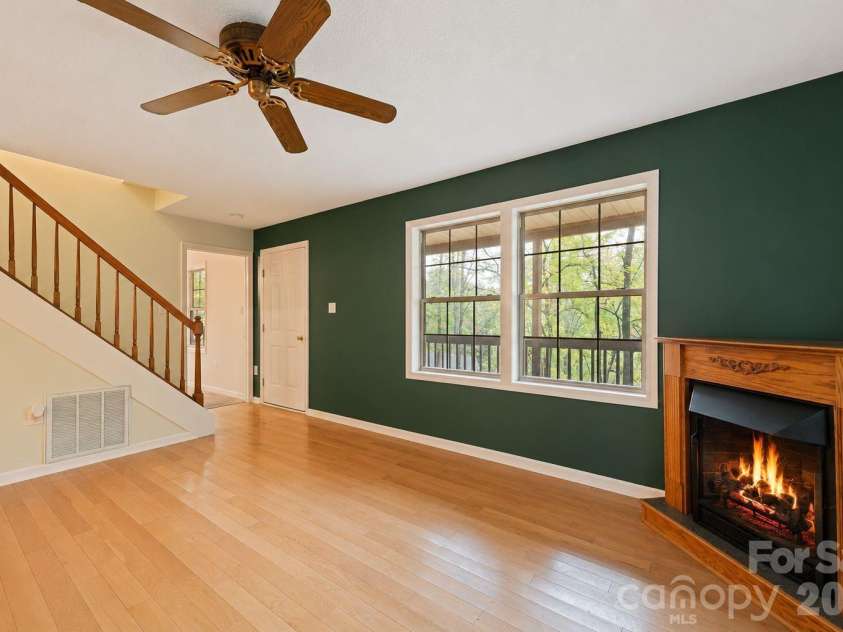 42 Greenview Drive, Maggie Valley, NC 28751.  MLS# CAR4376874, YatesRealty ID 3361. 